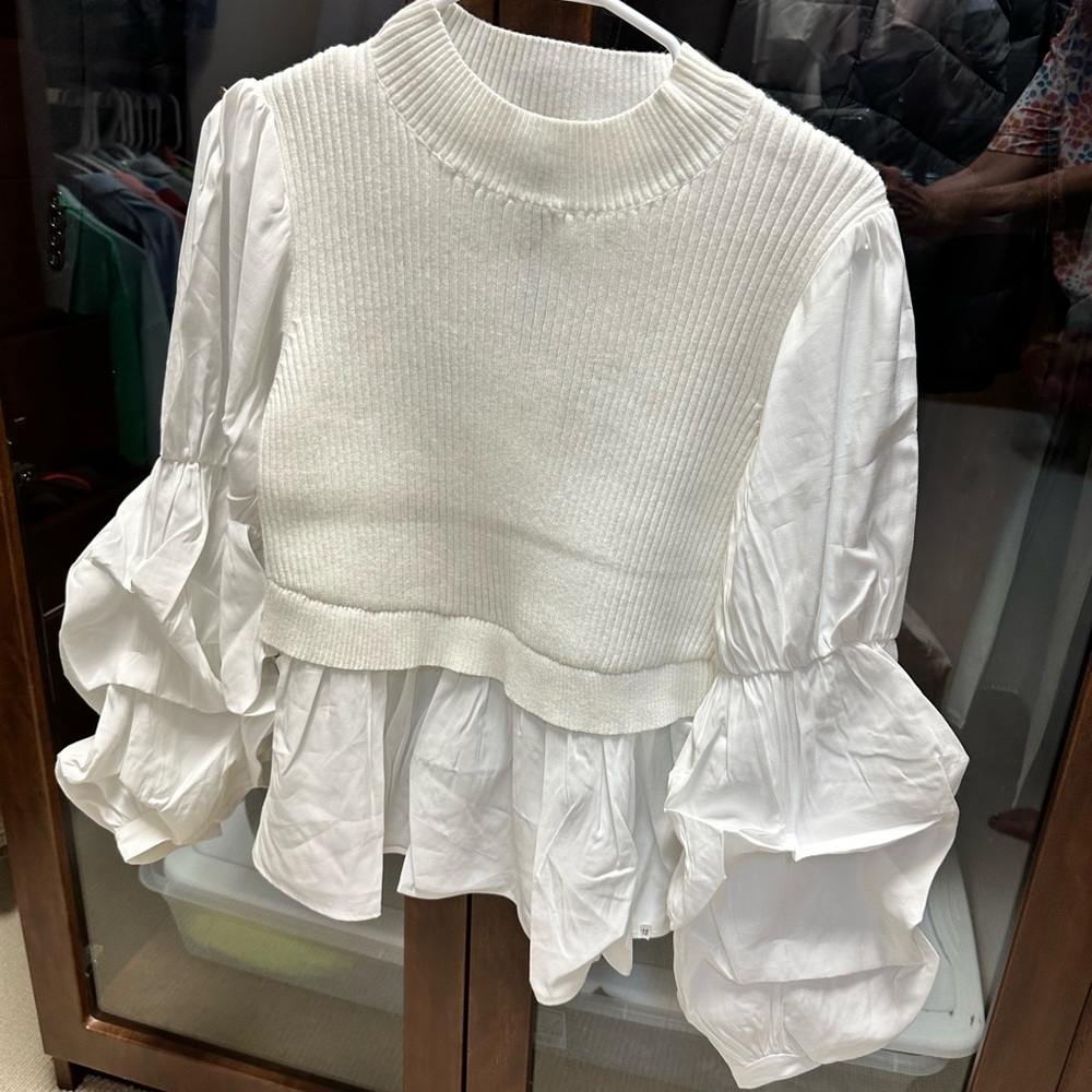 Brand new English Factory Woman’s White Blouse. SIZE MEDIUM